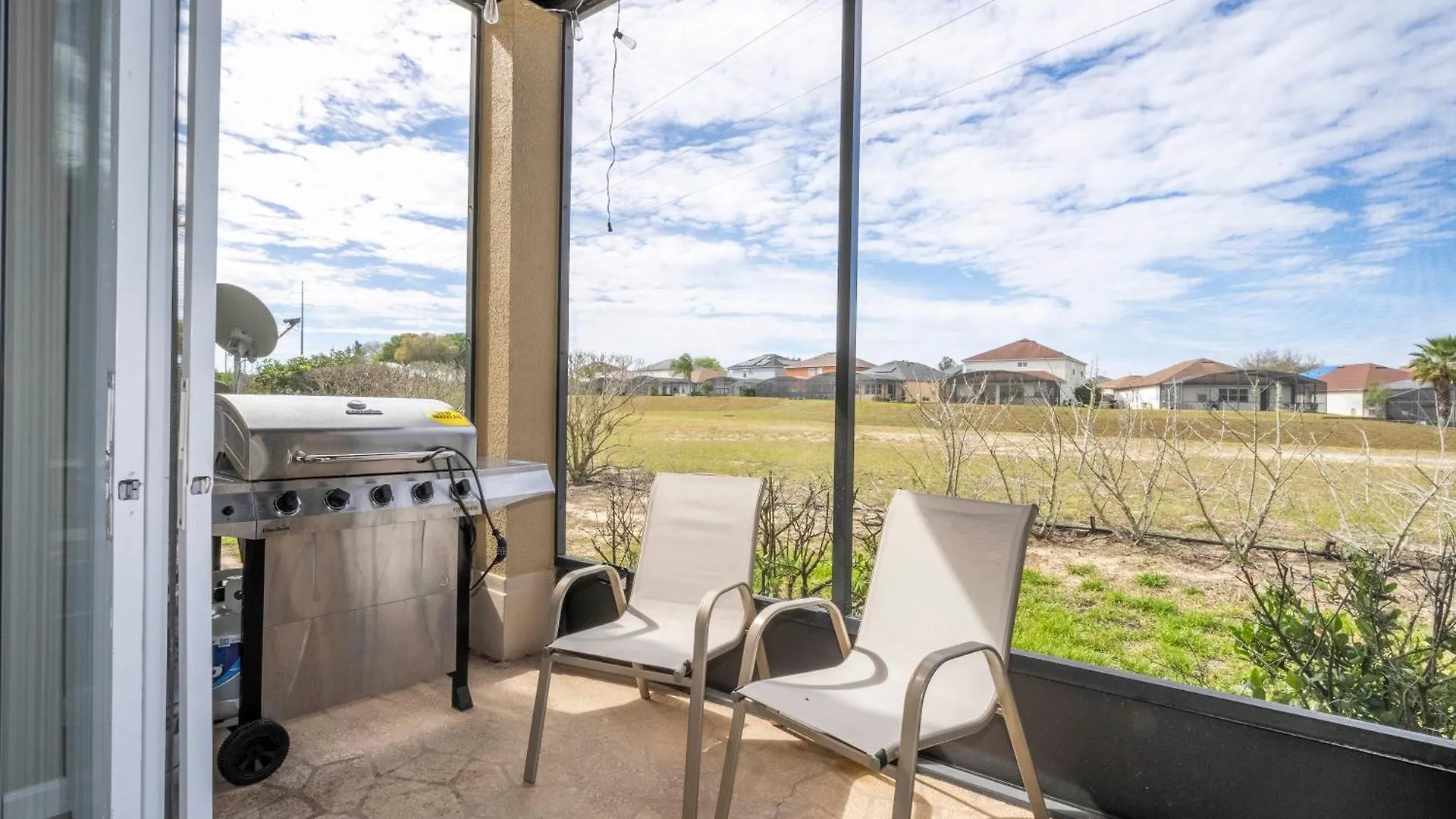 Spacious & Clean Cozy Home Near Disney 448 Davenport Holiday home