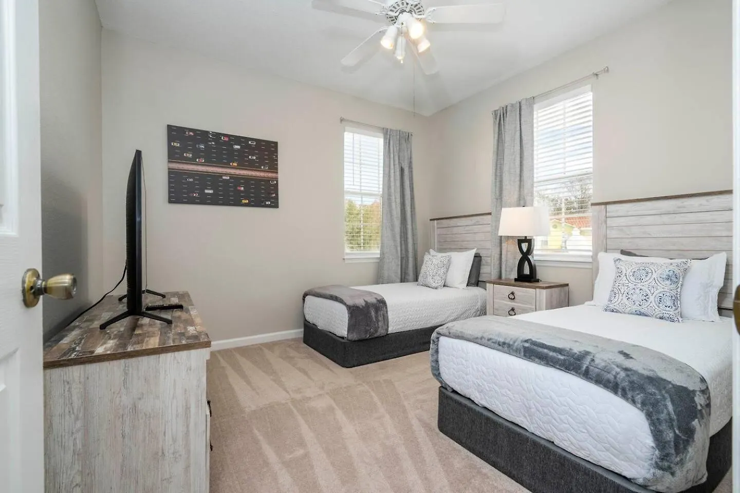 Spacious & Clean Cozy Home Near Disney 448 Davenport Holiday home